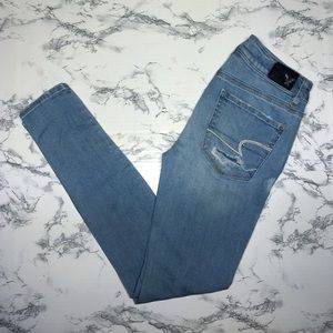 🚫 SOLD American Eagle Super Stretch Skinny Jeans